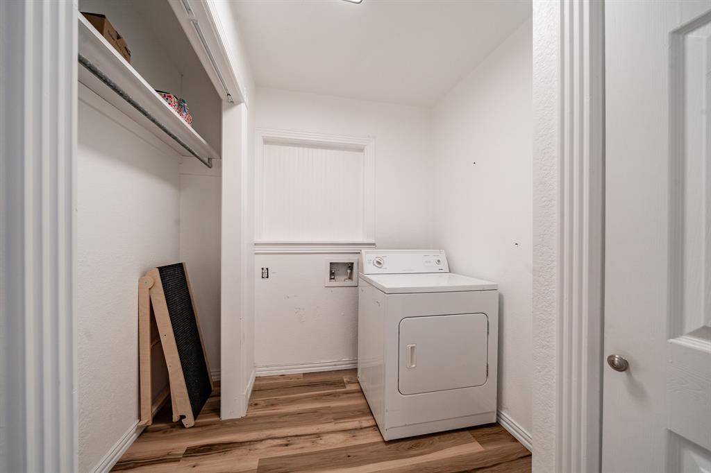 106 Cherry Property Photo 8