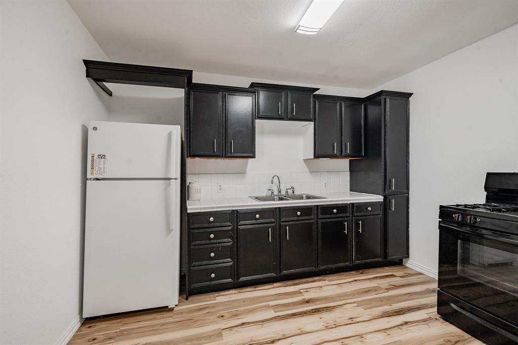 106 Cherry Property Photo 10