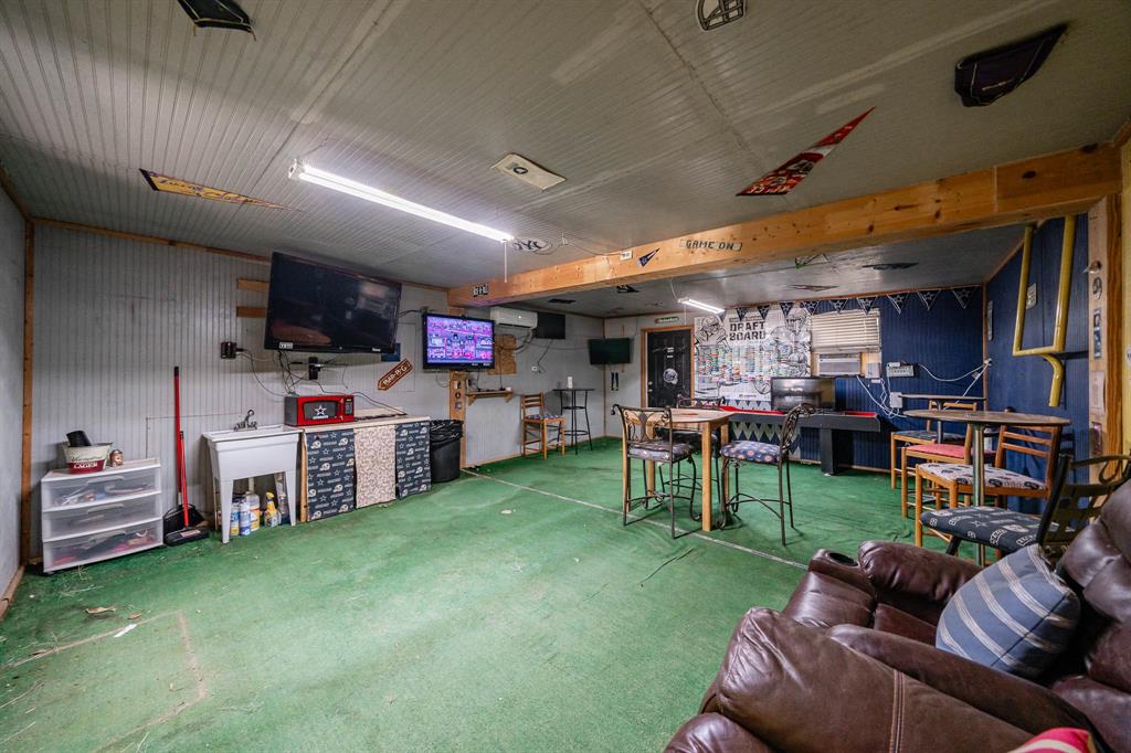 106 Cherry Property Photo 11