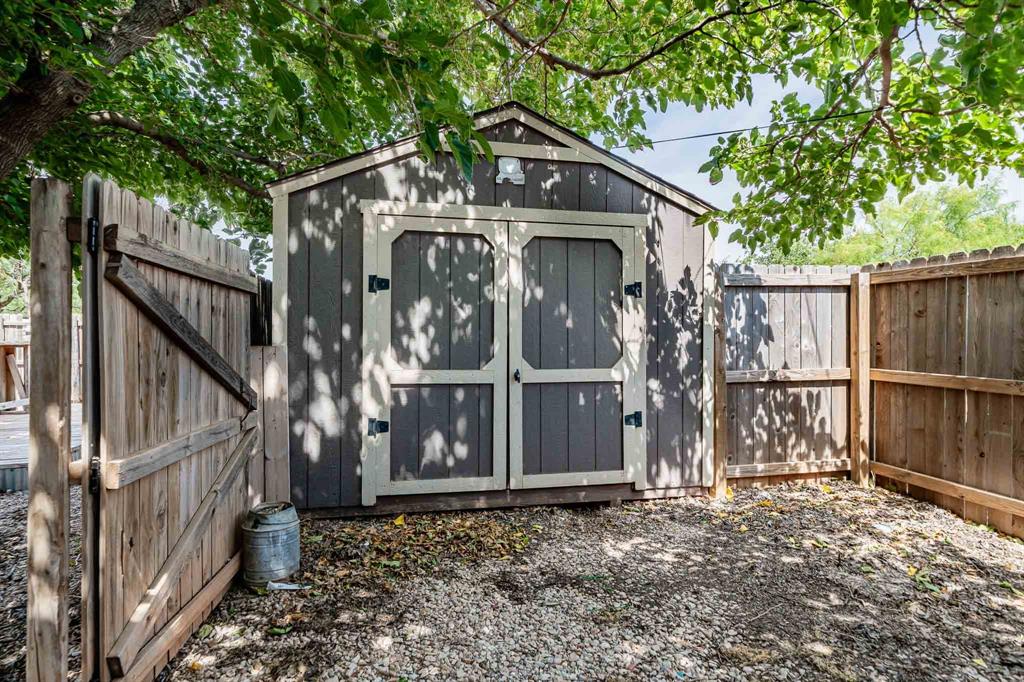 106 Cherry Property Photo 18