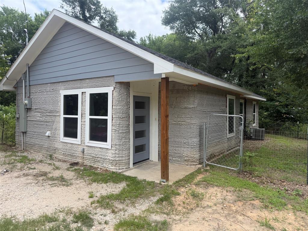 7148 Valleyview Drive Property Photo 4