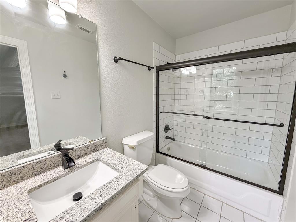 6804 Savannah Lane Property Photo 18