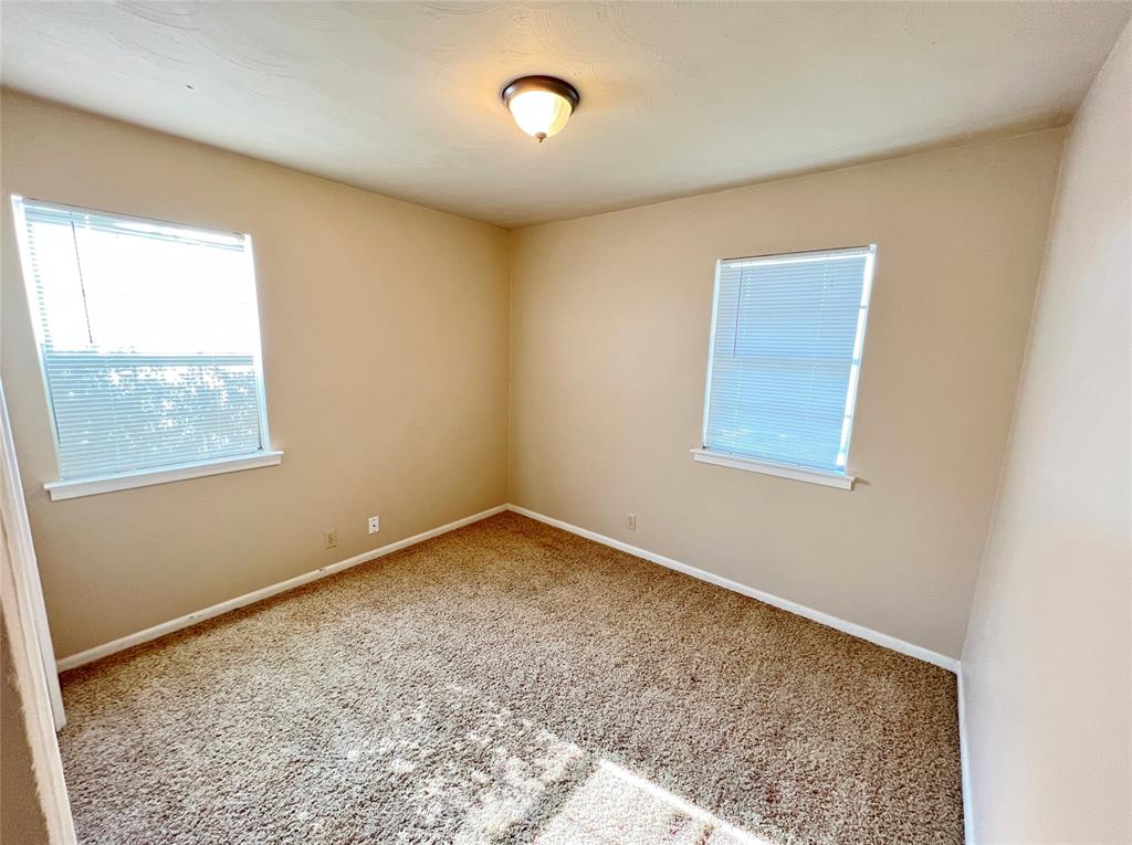 3909 Atlas Drive Property Photo 5