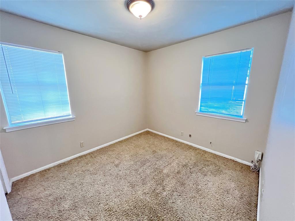 3909 Atlas Drive Property Photo 10