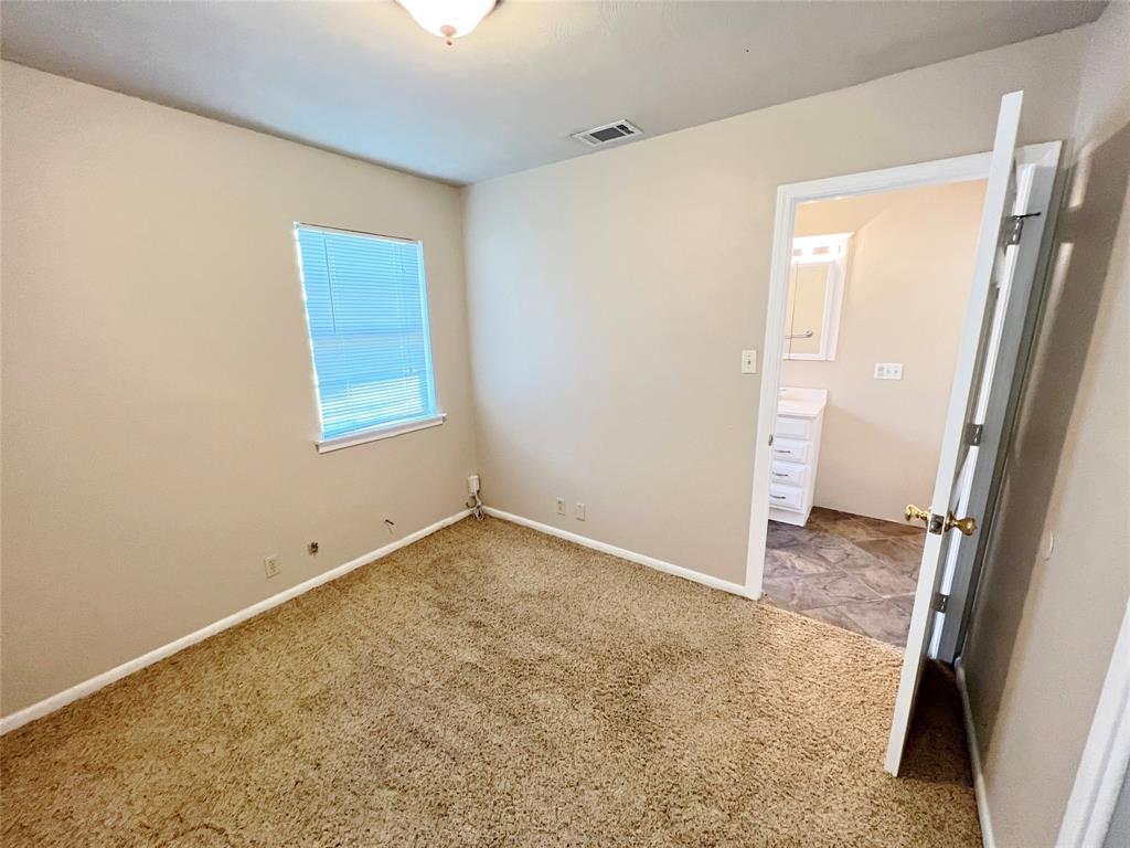 3909 Atlas Drive Property Photo 11