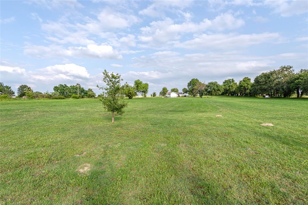 1306 Winn Road Property Photo 6
