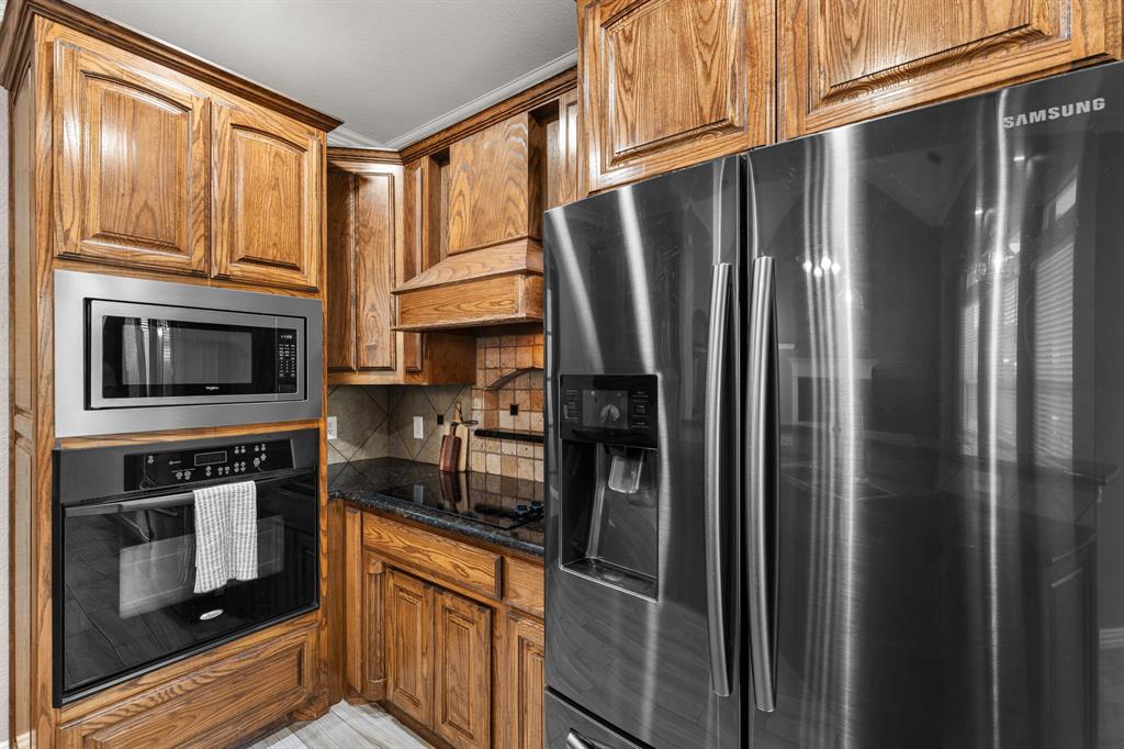 5540 Plata Lane Property Photo 13