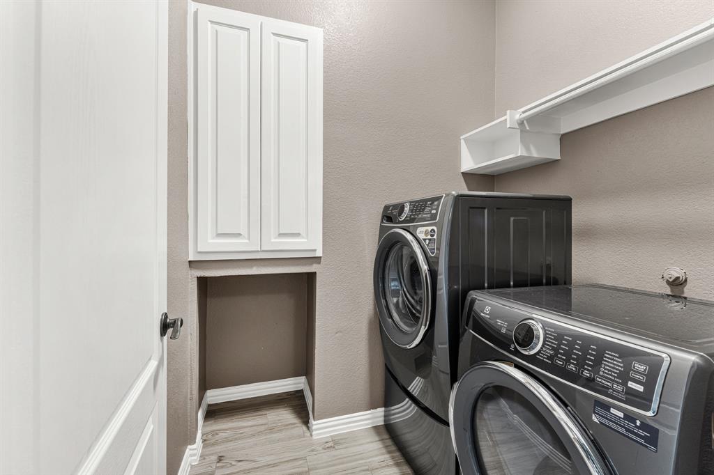 5540 Plata Lane Property Photo 17