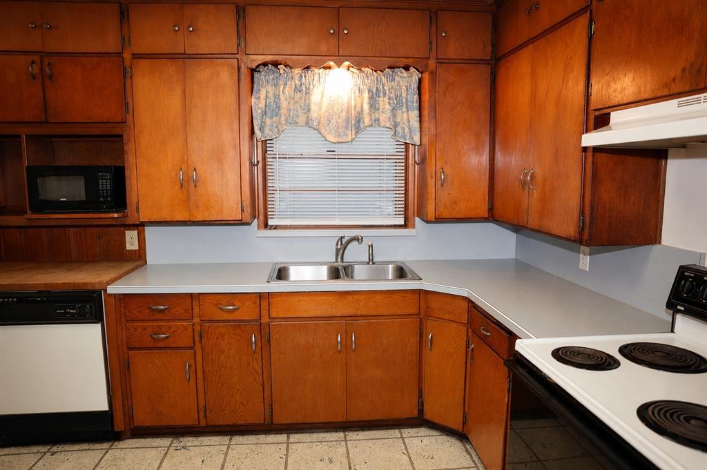 709 Mulkey Lane Property Photo 4
