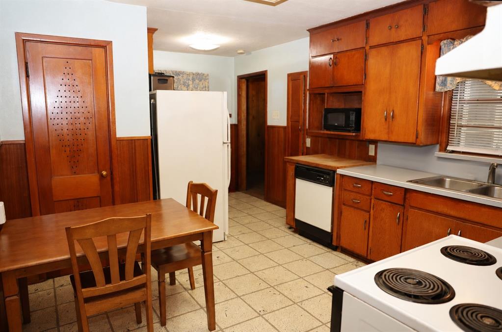 709 Mulkey Lane Property Photo 7