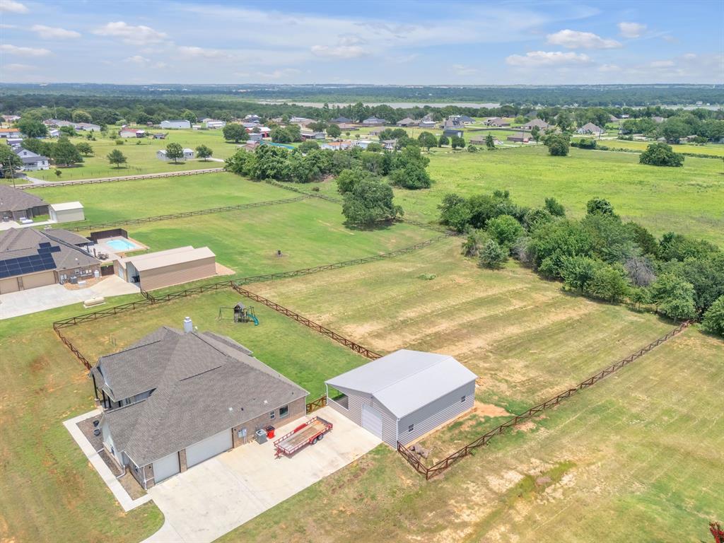 7609 Carter Ranch Road Property Photo 1