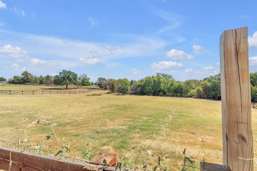 7609 Carter Ranch Road Property Photo 9