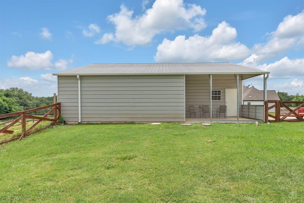 7609 Carter Ranch Road Property Photo 37