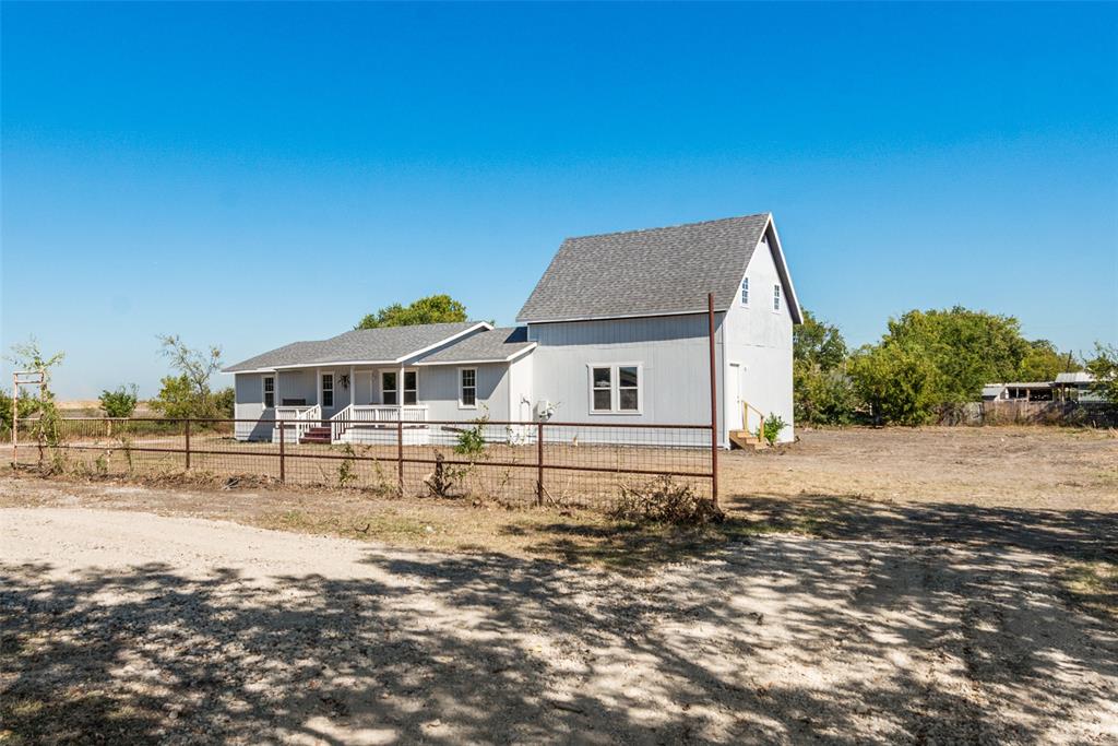 506 N Fm 156 Property Photo 1