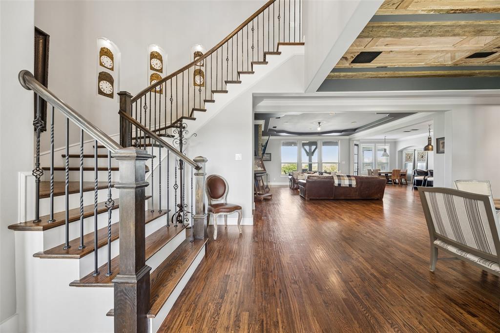 107 Brazos Court Property Photo 4