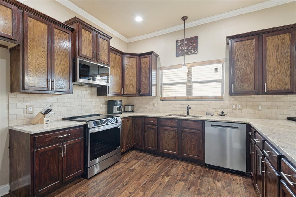112 Brooks Street Property Photo 10