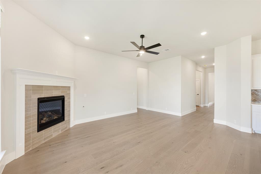 1035 Quincy Drive Property Photo 7