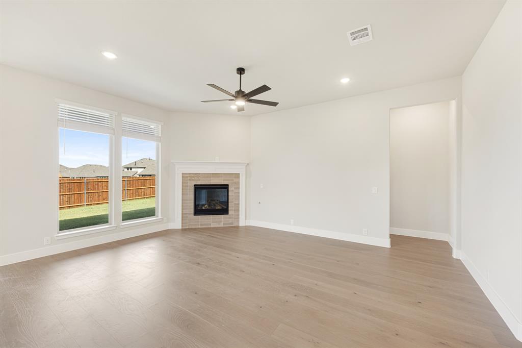 1035 Quincy Drive Property Photo 8