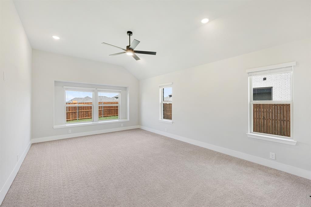 1035 Quincy Drive Property Photo 16