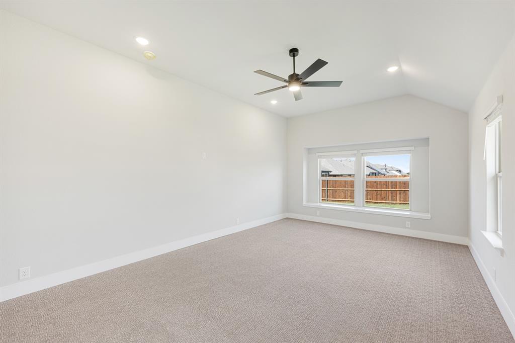 1035 Quincy Drive Property Photo 17