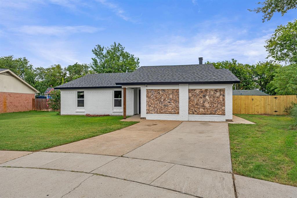 1004 E Georgian Road Property Photo 3