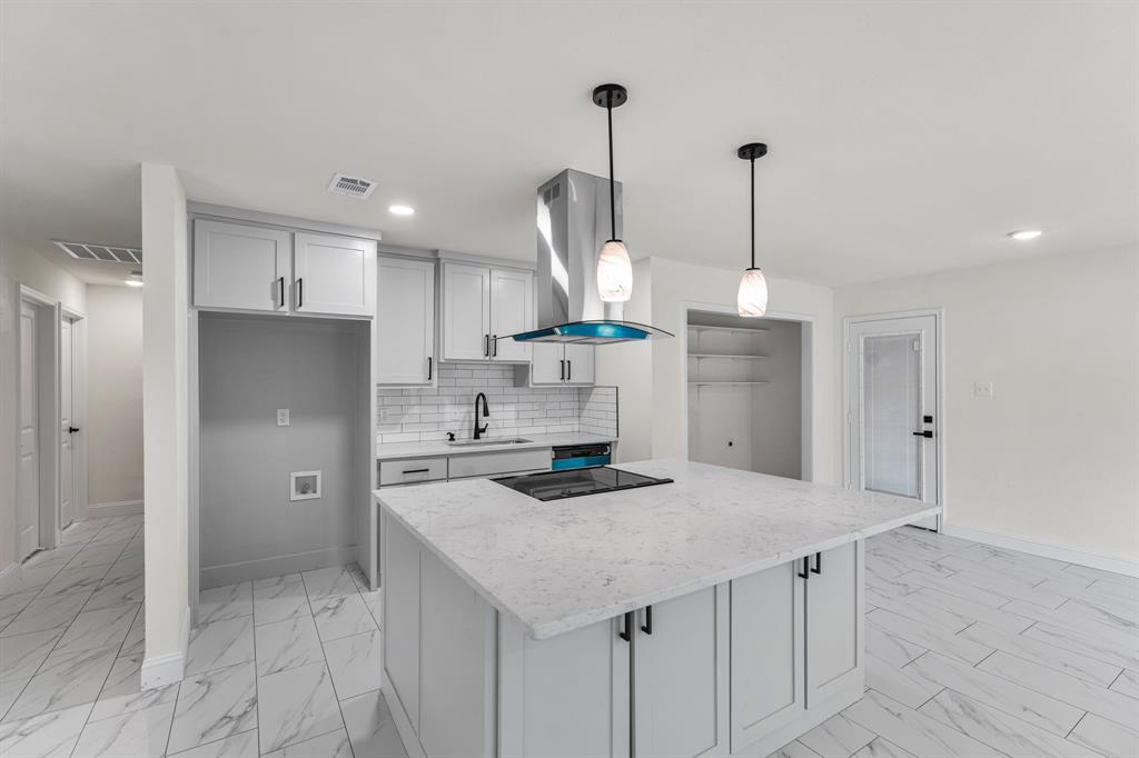 1004 E Georgian Road Property Photo 10
