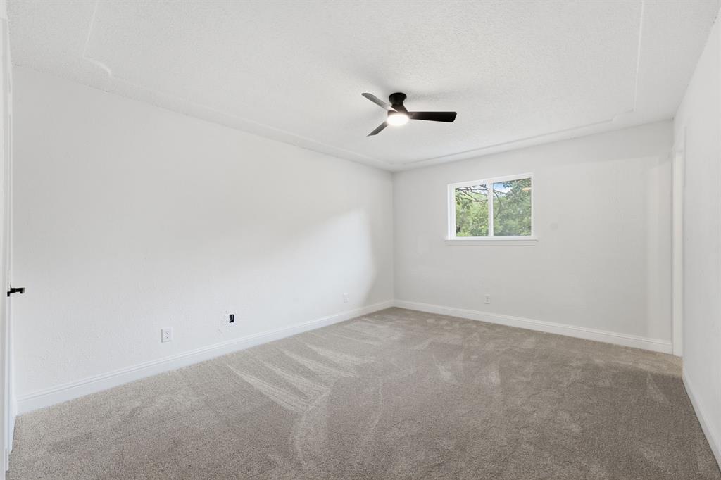 1004 E Georgian Road Property Photo 19
