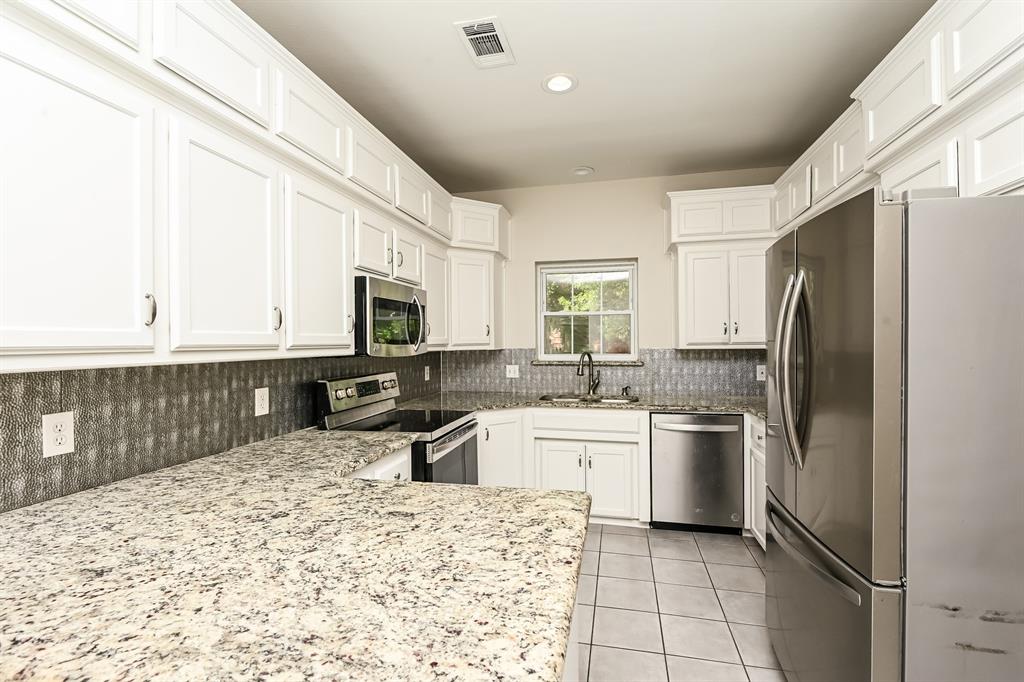 2057 Spinnaker Lane Property Photo 7