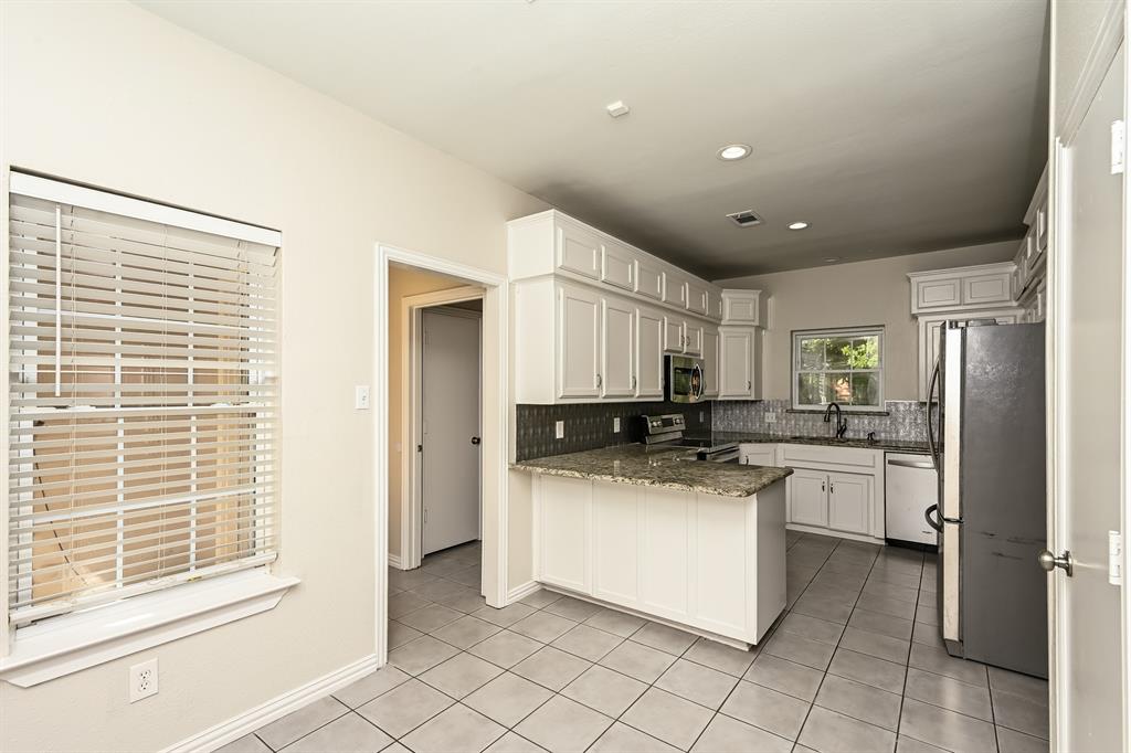 2057 Spinnaker Lane Property Photo 8