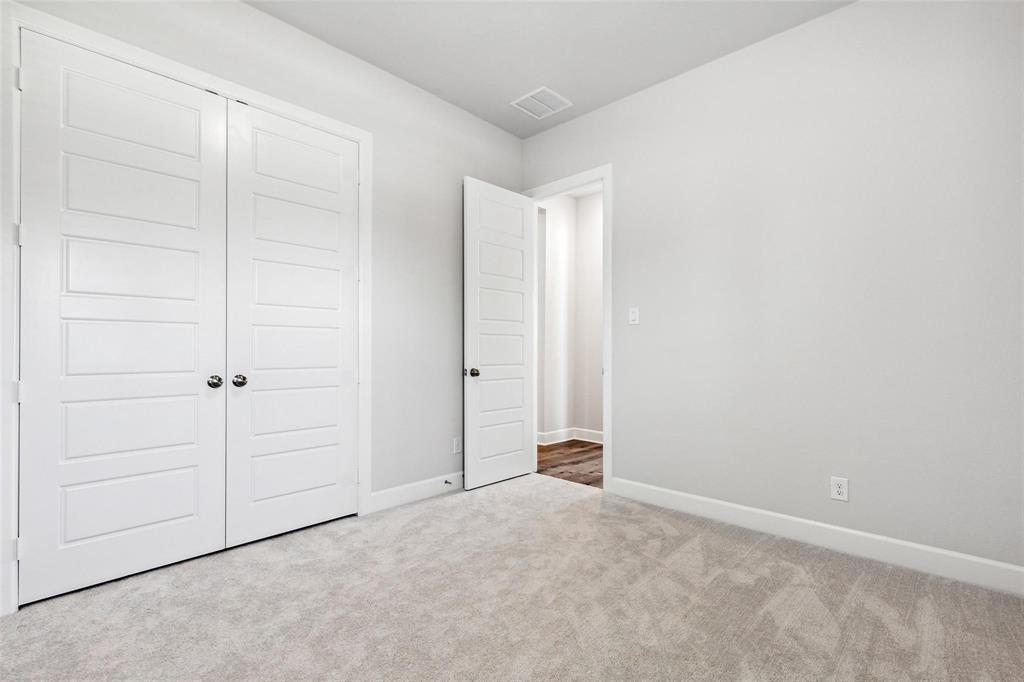 2813 Trinity Ridge Street Property Photo 18