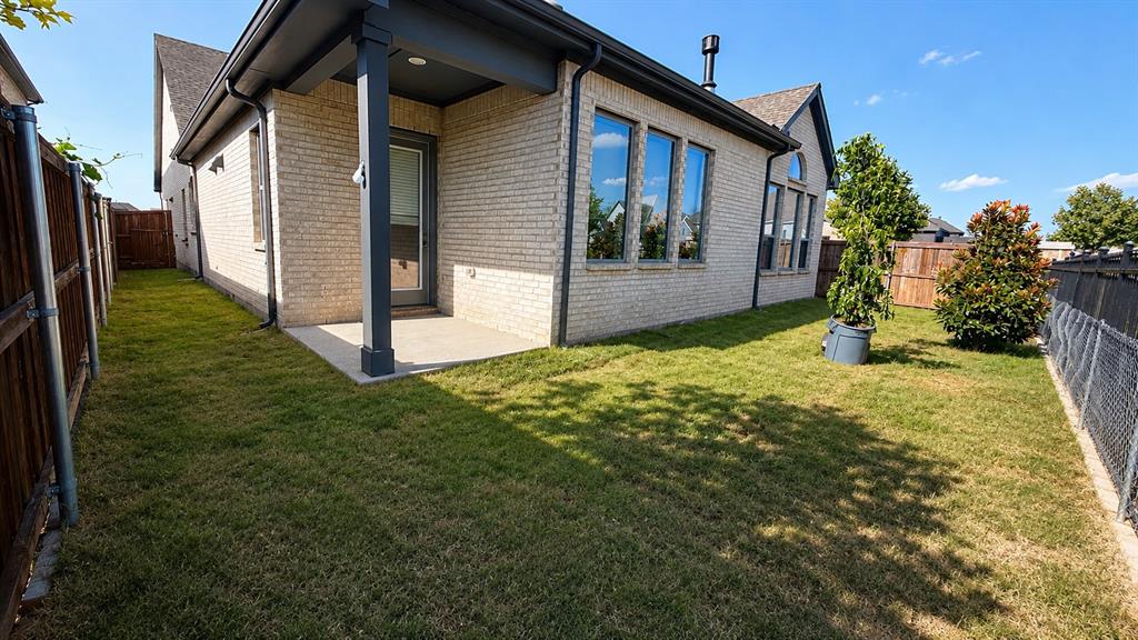 2813 Trinity Ridge Street Property Photo 27