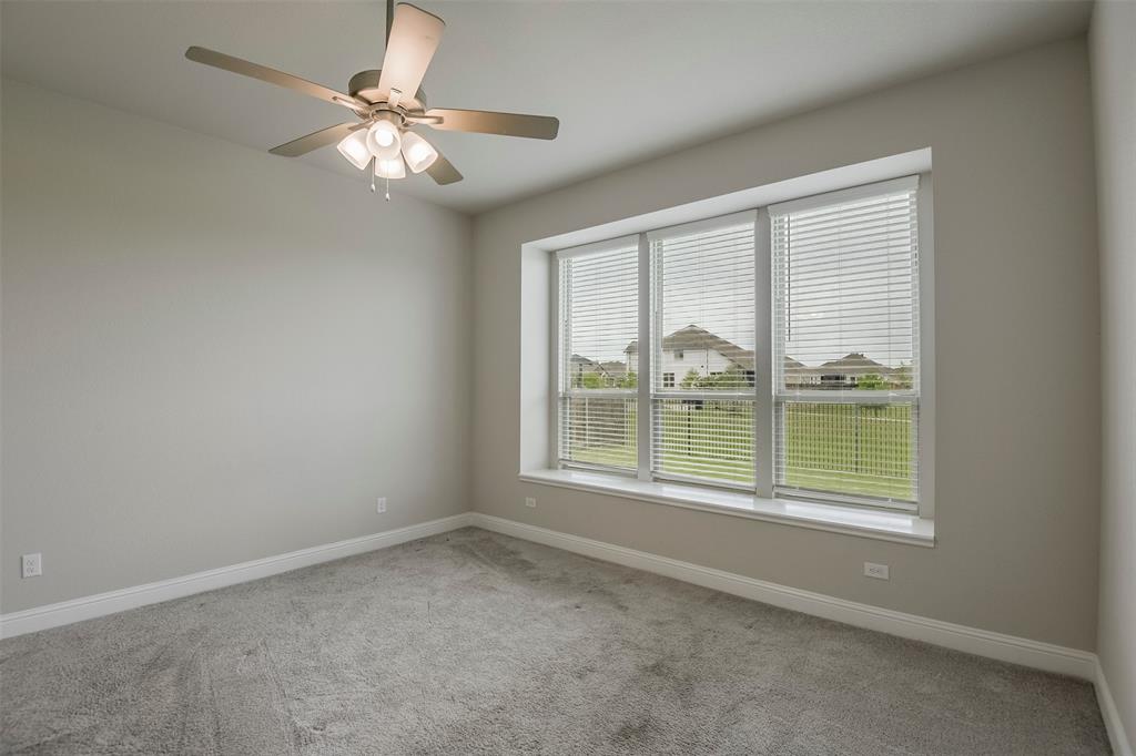 424 Burrow Drive Property Photo 11