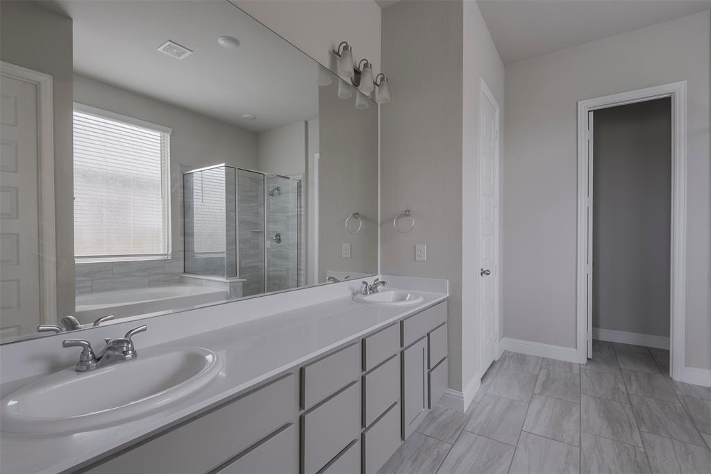 424 Burrow Drive Property Photo 14