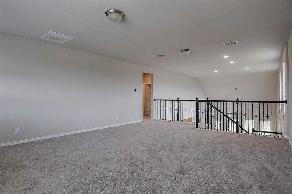 424 Burrow Drive Property Photo 17