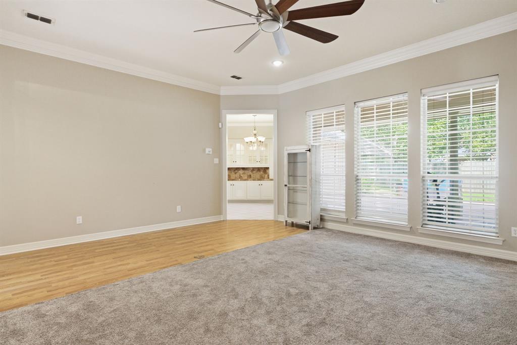 4117 Hollow Oak Circle Property Photo 4