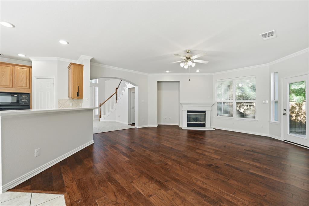 3649 Lincoln Drive Property Photo 5