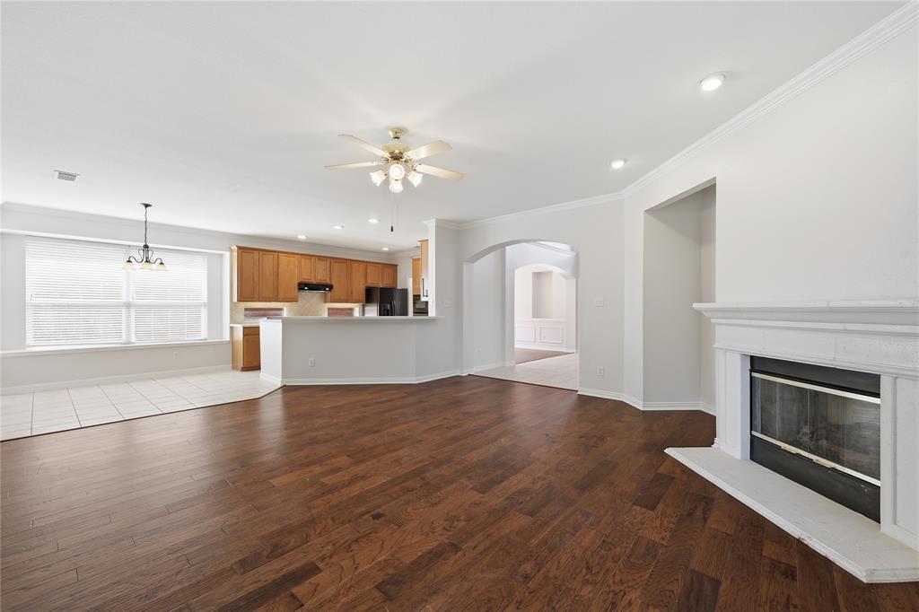 3649 Lincoln Drive Property Photo 6