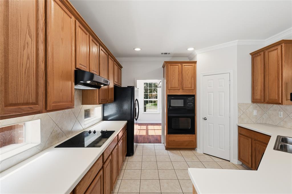 3649 Lincoln Drive Property Photo 8
