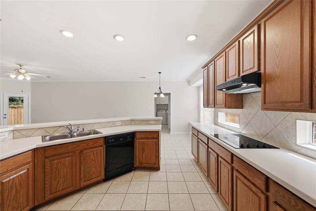 3649 Lincoln Drive Property Photo 9