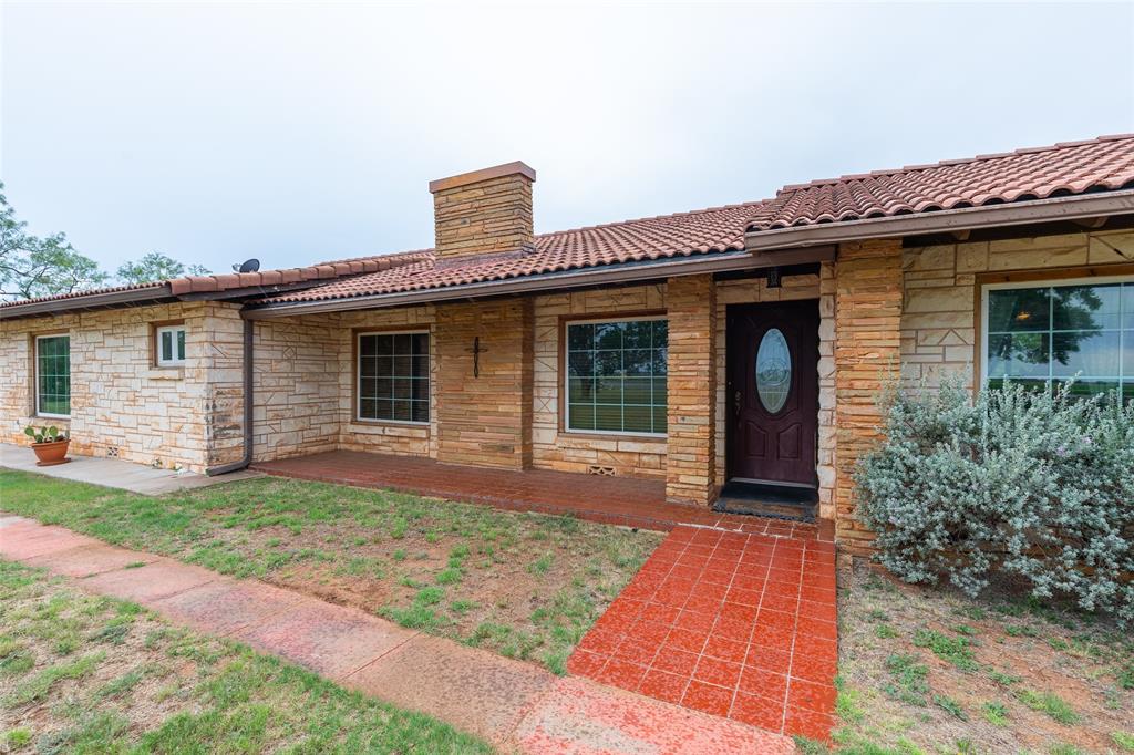 300 Fm 126 Property Photo 2