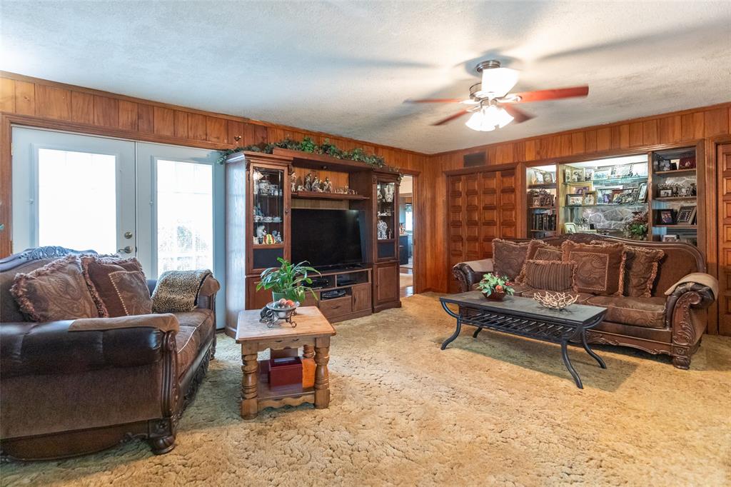 300 Fm 126 Property Photo 6