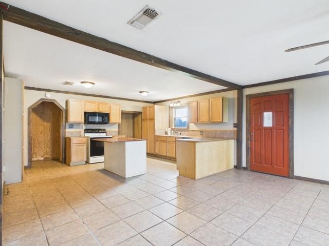 29118 N State Highway 19 Property Photo 5