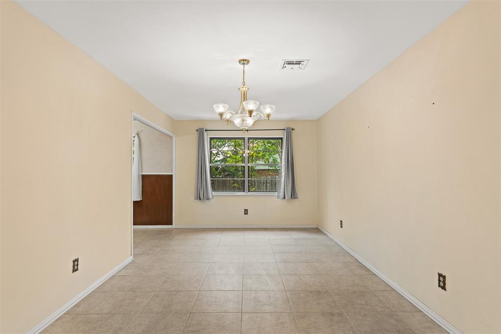 1324 Melrose Drive Property Photo 6