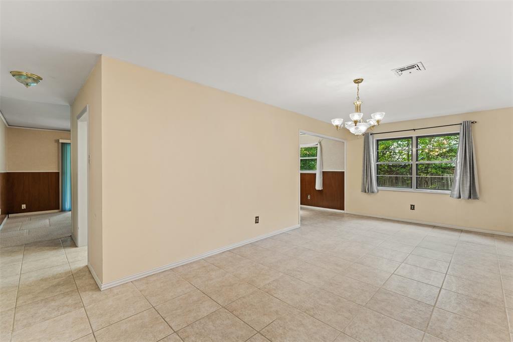 1324 Melrose Drive Property Photo 7