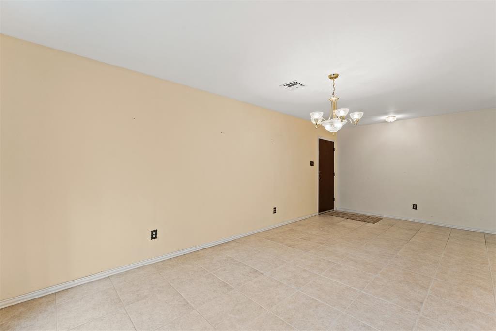 1324 Melrose Drive Property Photo 9