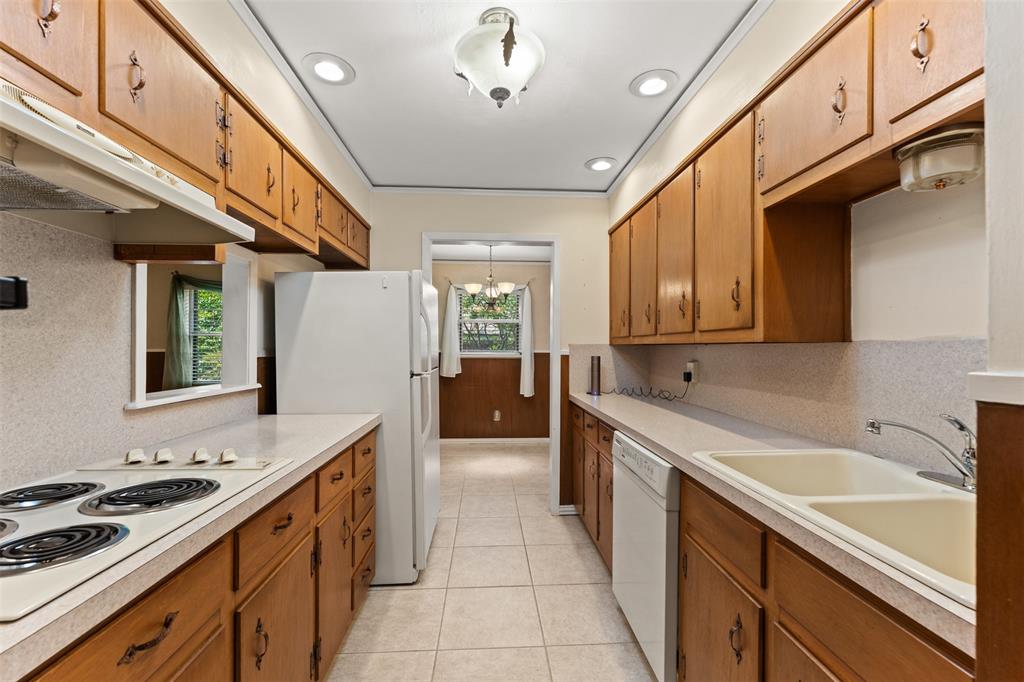 1324 Melrose Drive Property Photo 13