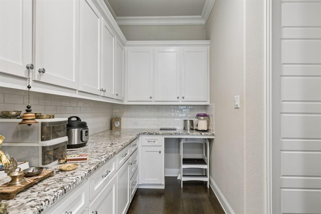 3028 Dustywood Drive Property Photo 6