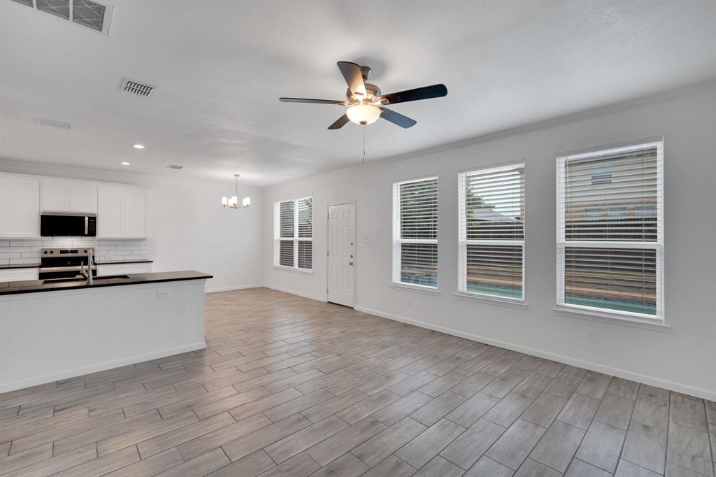 1113 Skylark Drive Property Photo 11