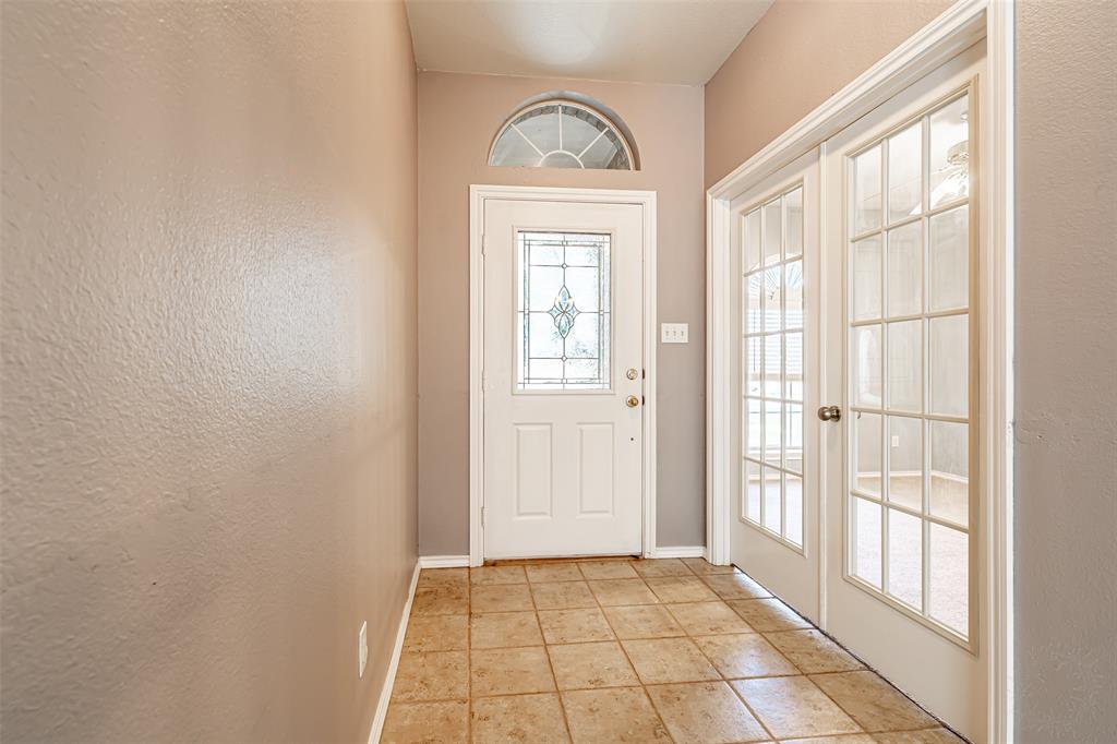 3202 Meandering Way Property Photo 6