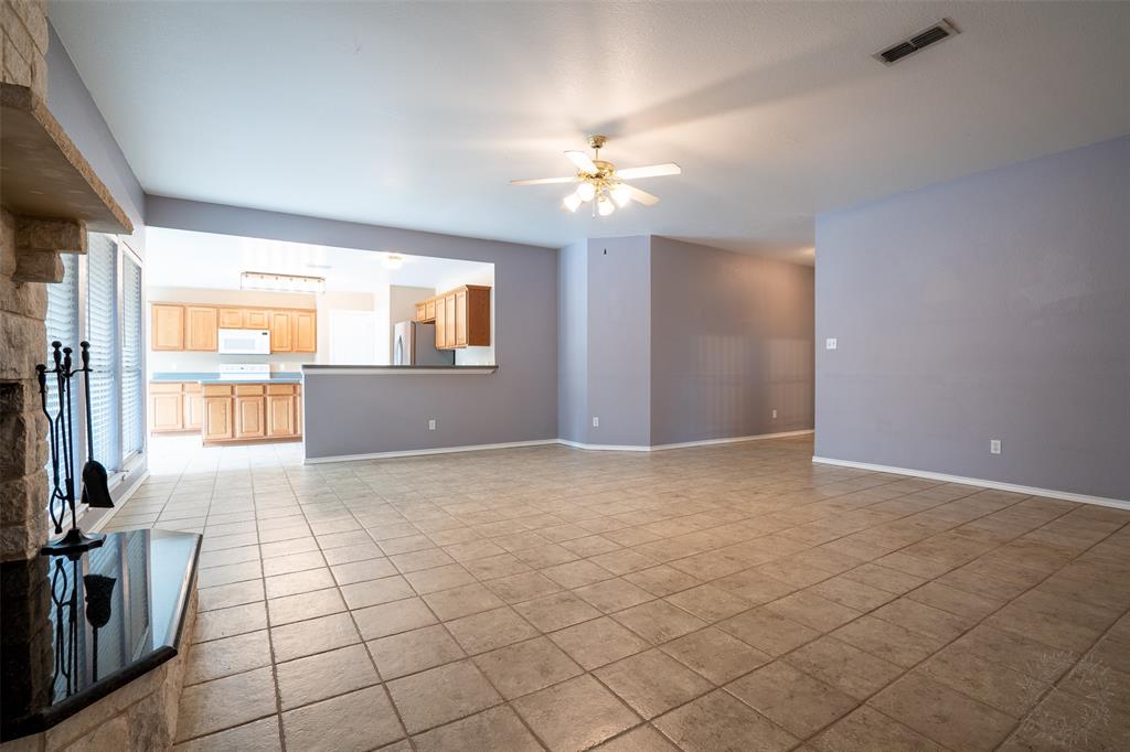 3202 Meandering Way Property Photo 8
